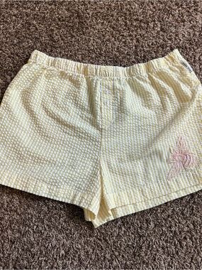Rae Dunn Yellow Seersucker Bee Lounge Shorts Women’s Medium